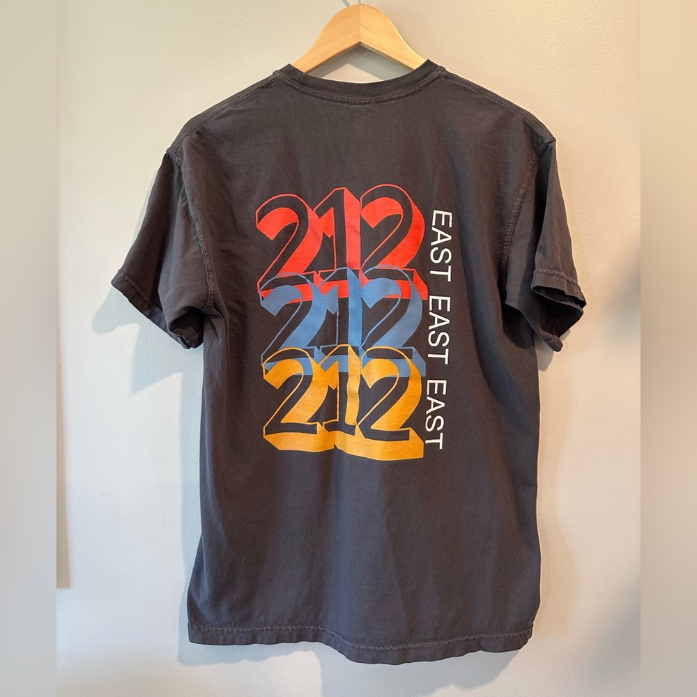 Comfort Colors Tshirt -‎ 212 Area Code sz. M